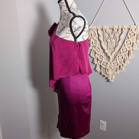 Le Chateau | One-Shoulder Cocktail Dress Medium, Purple Flower - Picture 4 of 7